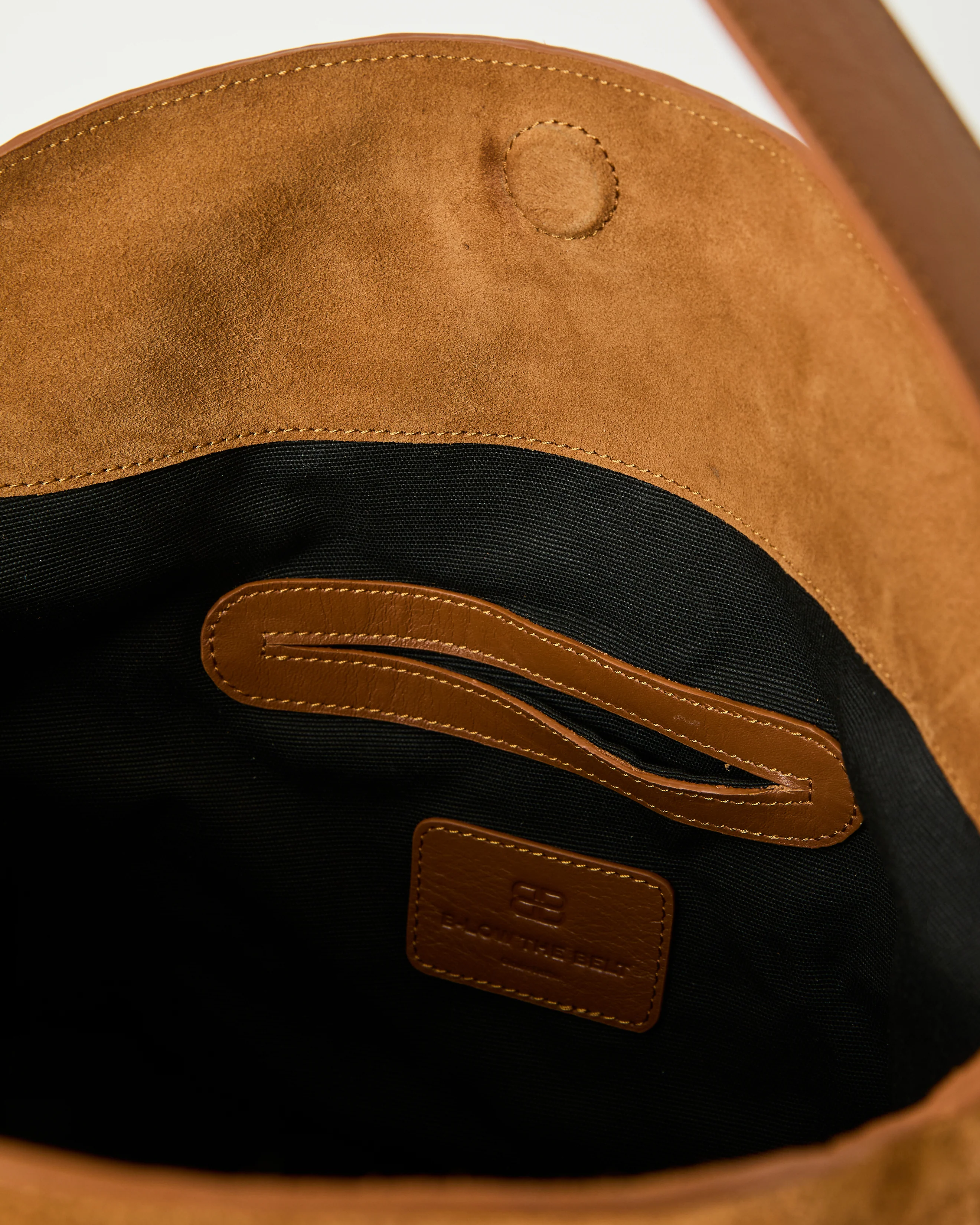 ROWE SUEDE BUCKET BAG - Image 14