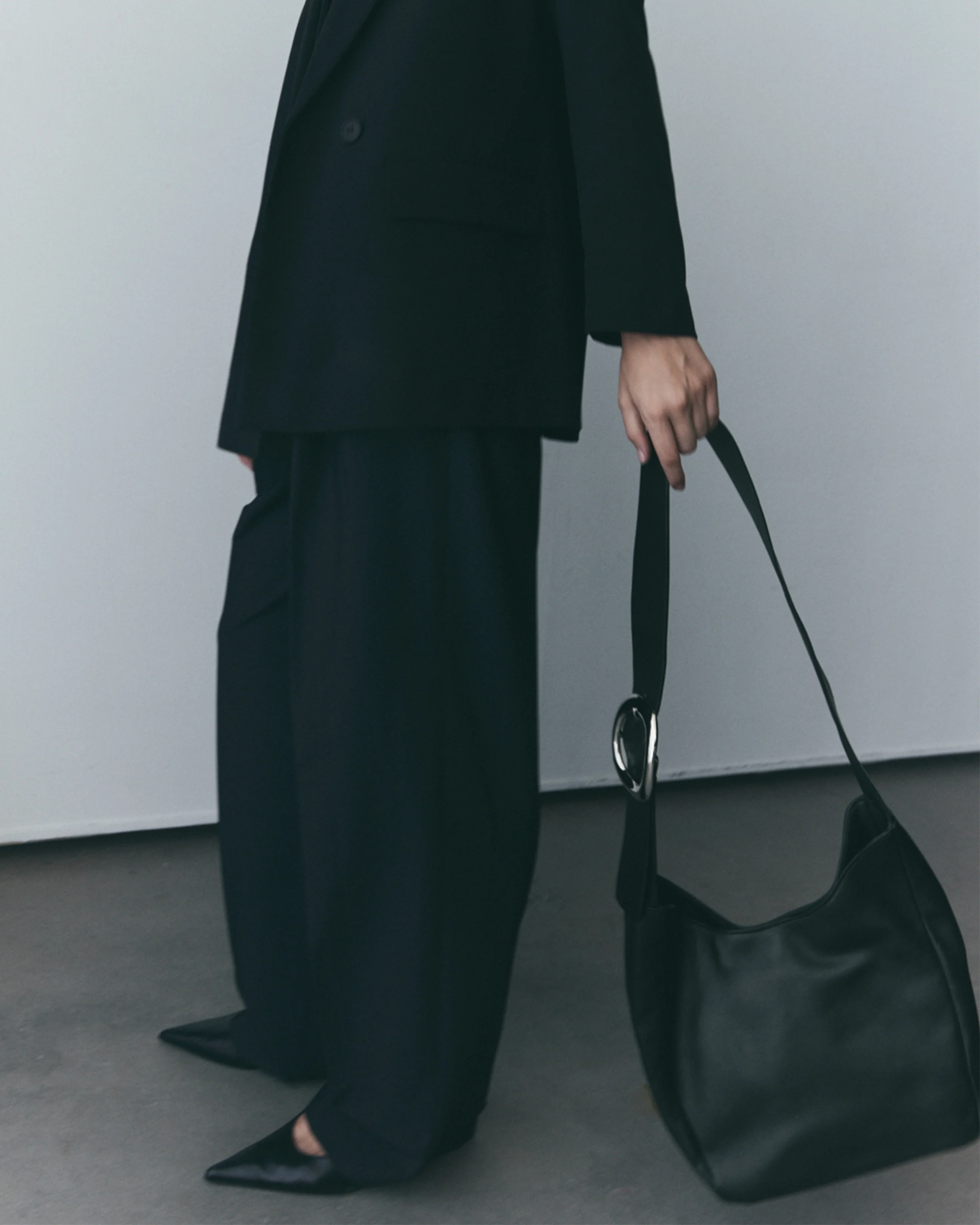 SOPHIE BINDLE LEATHER BAG - Image 5